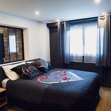 Charmante Residence De Tourisme Avec Jacuzzi 크레시라샤페어 외부 사진
